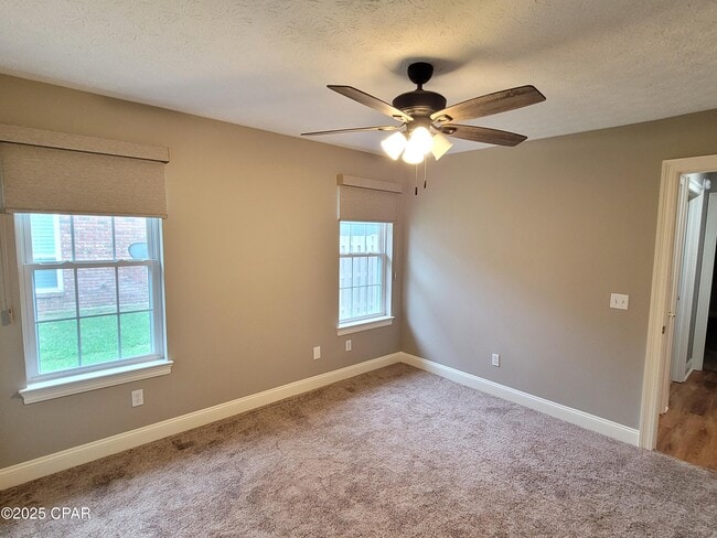 Building Photo - 1224 Huntington Ridge Rd