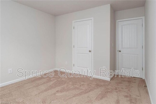 Building Photo - 2232 Balmore Ave