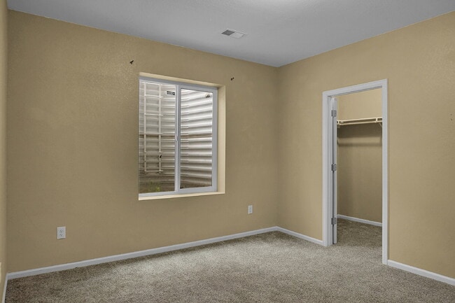 Building Photo - $2,400.00 - 4 Bed, 3.5 Bath Home in CO Springs with Great Community Amenities!