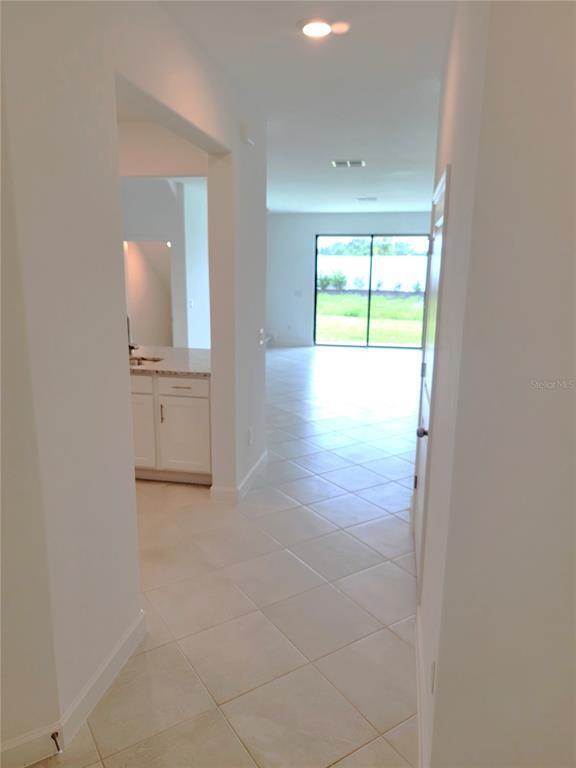 Building Photo - 15012 Lyla Ter
