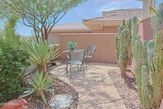 Building Photo - 2462 W Turtle Hill Dr