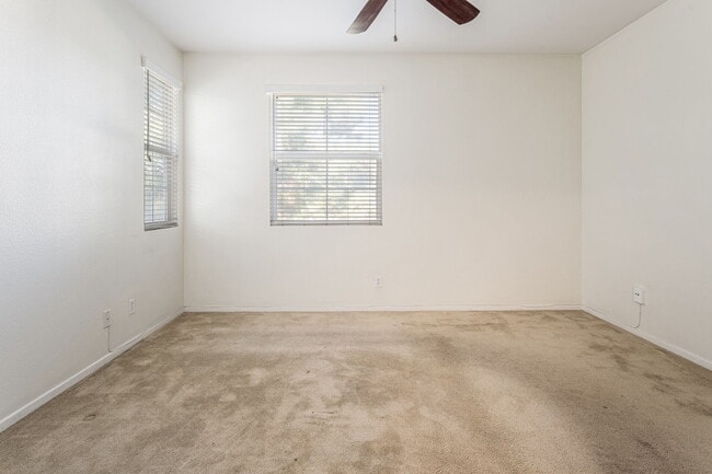 Building Photo - 1429 Caminito Sardinia