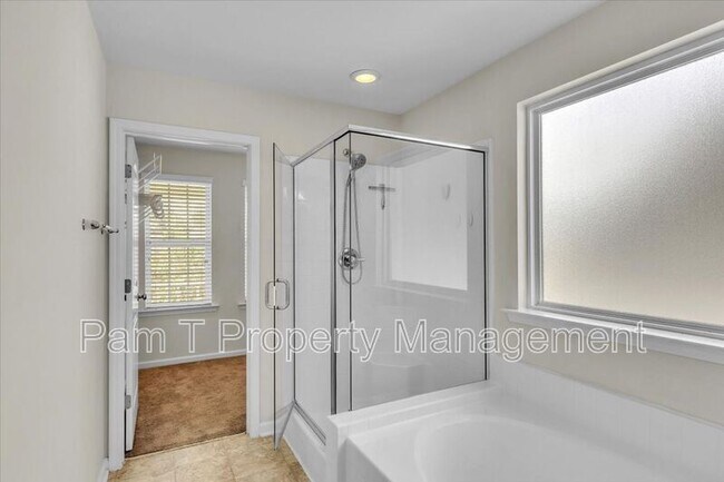Building Photo - 356 Casey Dr