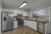 Building Photo - 10114 Lomita Dr