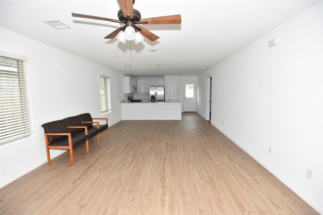 Building Photo - 10930 Bright Beacon Dr