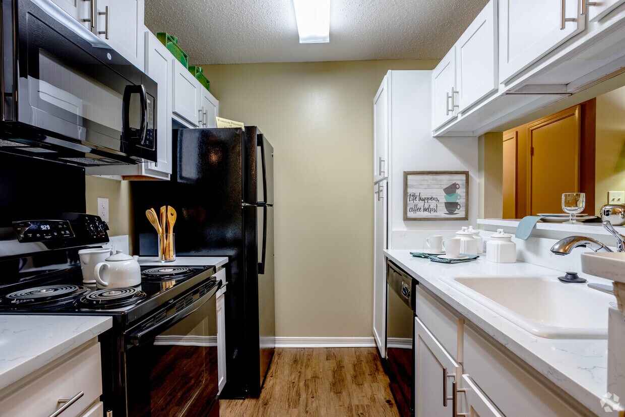 Bay Breeze Apartments Daphne Al Apartment Finder