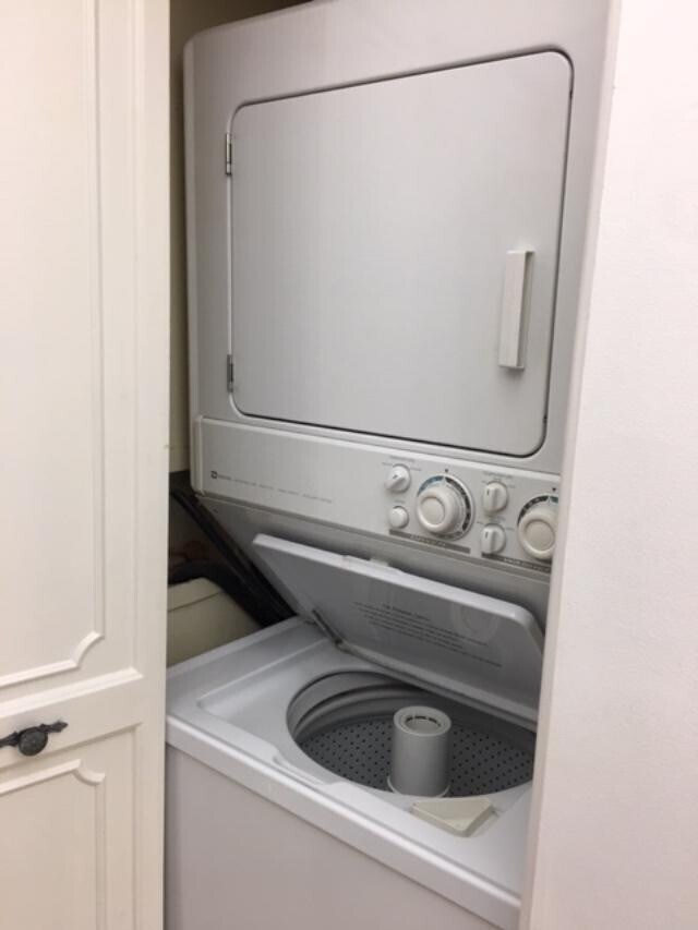 Building Photo - 3900 Galt Ocean Dr