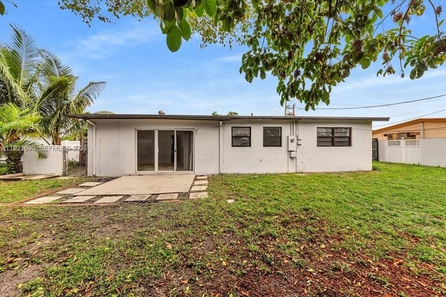 Building Photo - 4710 NW 12th St