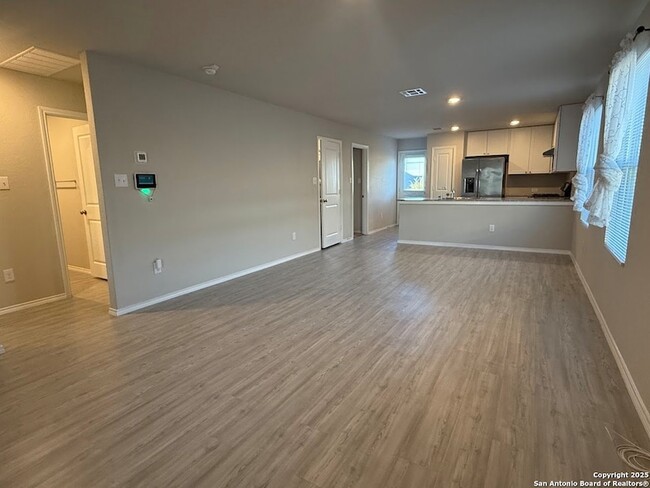 Building Photo - 9011 Little Hoss