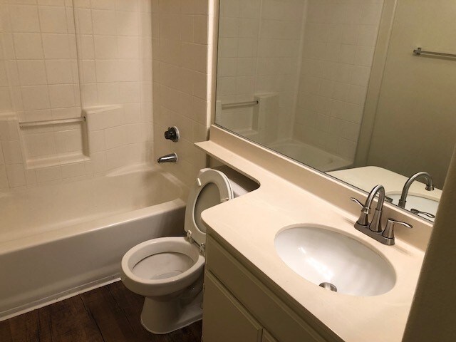 Building Photo - 707 S Webster Ave