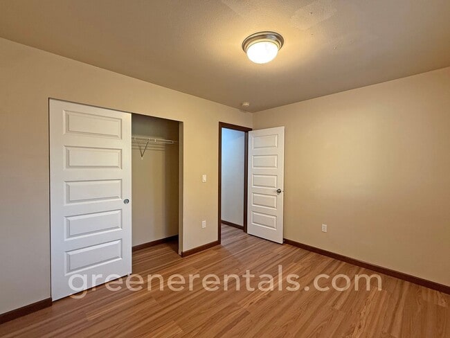 Building Photo - 4BR 2.5BA Home on Tumwater Hill