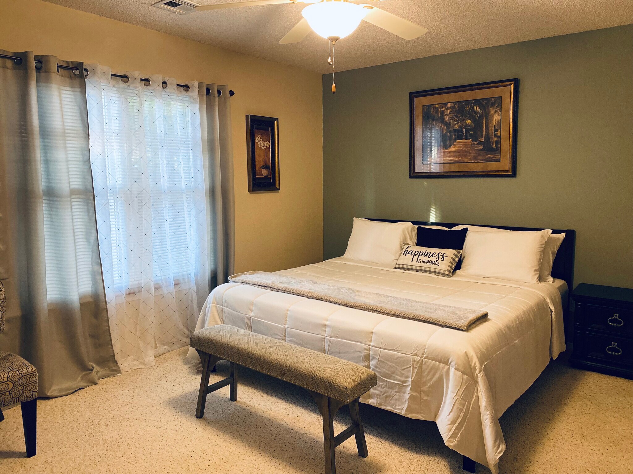 Building Photo - 104 Ivy Pl