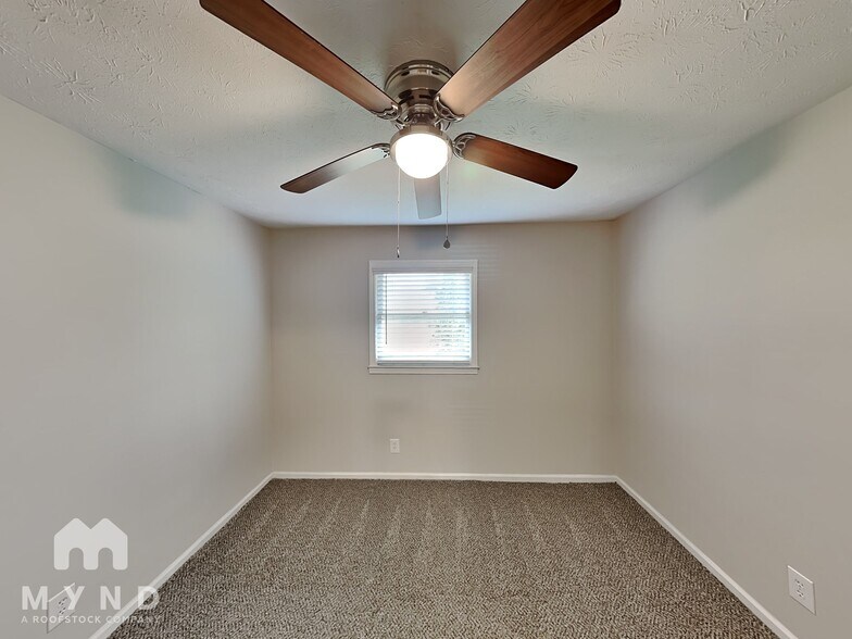 Building Photo - 225 Baker St