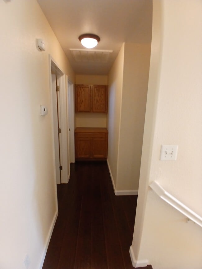 Building Photo - 1842 Santa Maria Ave