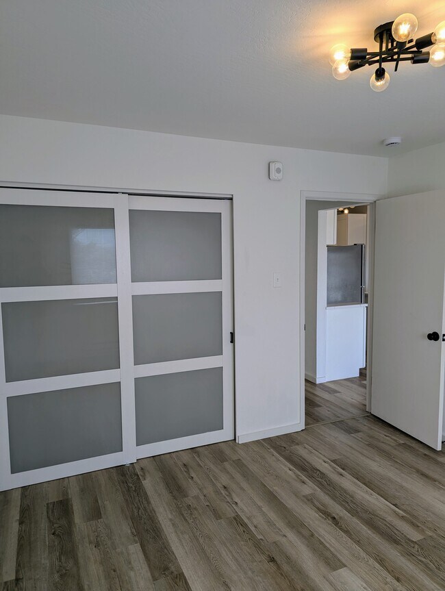 Building Photo - 32nd Ave