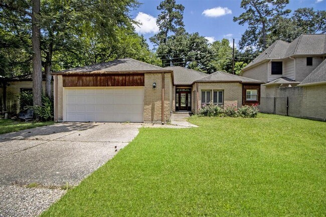Building Photo - 3323 Village Falls Ct