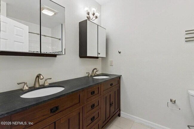 Building Photo - 506 N Liberty St