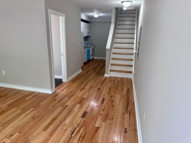 Building Photo - 4444 Cresson St