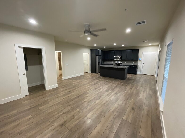 Building Photo - 408 Alvarado St