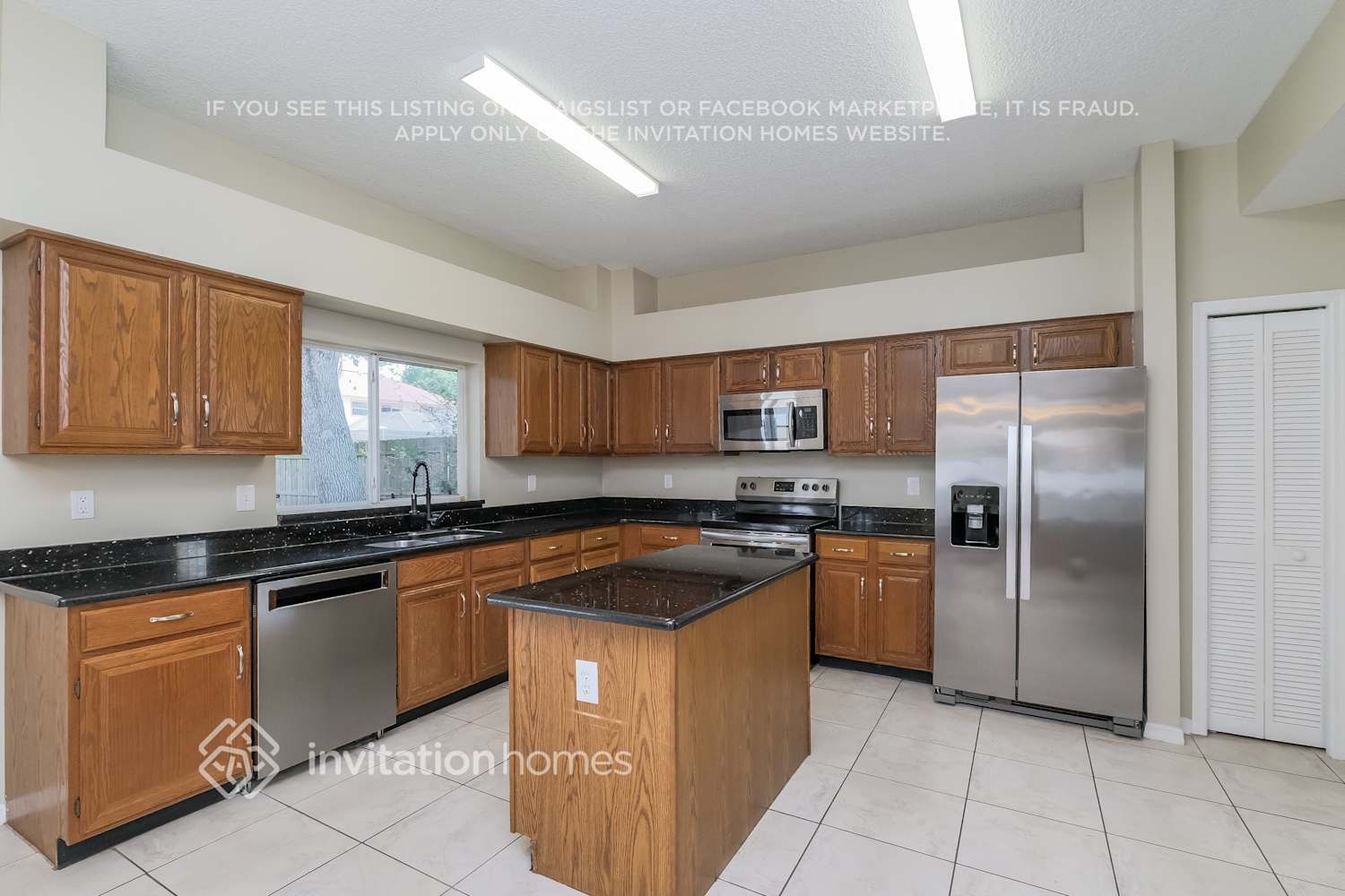 Building Photo - 11424 Glenmont Dr