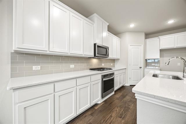 Building Photo - 3108 Discovery Dr