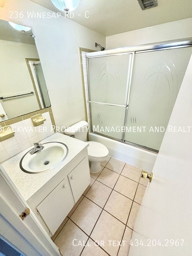 Building Photo - 236 Winesap Rd