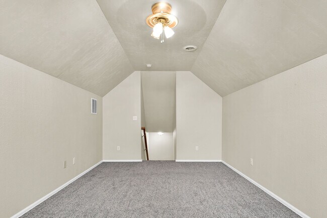 Building Photo - 11793 Shelburne St