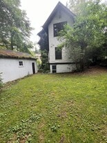 Building Photo - 115 Heights Ct