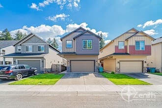 Building Photo - 5921 NE 48th St