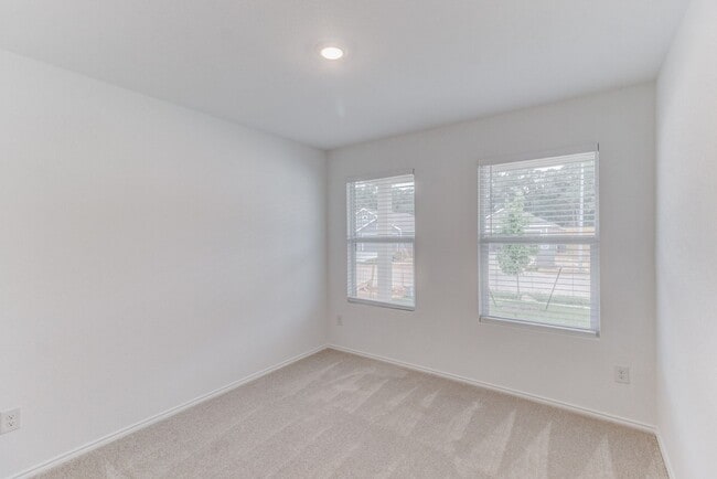 Building Photo - 1745 Copehart Ln