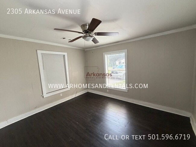 Building Photo - 2305 Arkansas Ave