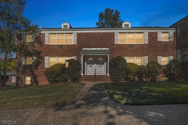 Primary Photo - 159 Ridge Rd