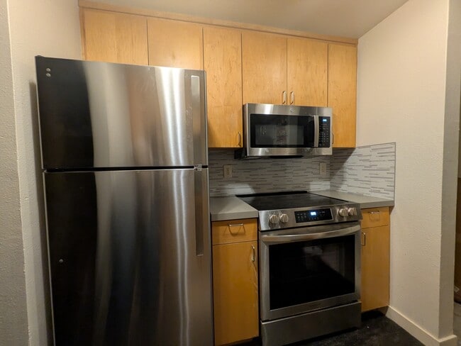 Building Photo - 4111 Whitman Ave N