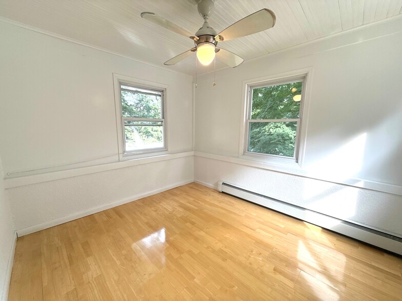 Bedroom (1st Fl) - 93 W Grand Ave