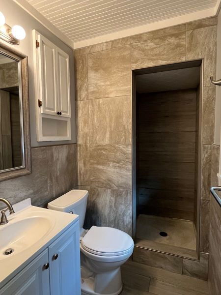 Building Photo - Cedar Bluff basement ranch!