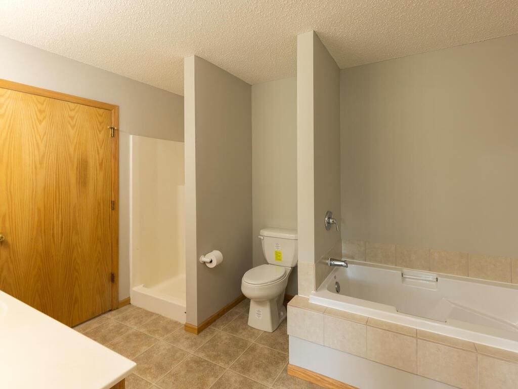 Building Photo - 11532 Alpine Dr
