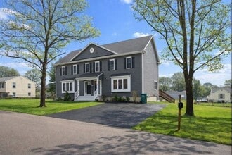 Building Photo - 8 Patrick St