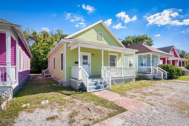 Building Photo - 1913 Redell St