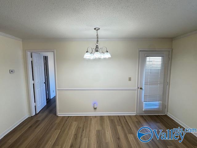 Building Photo - 5009 7 Pine Cir