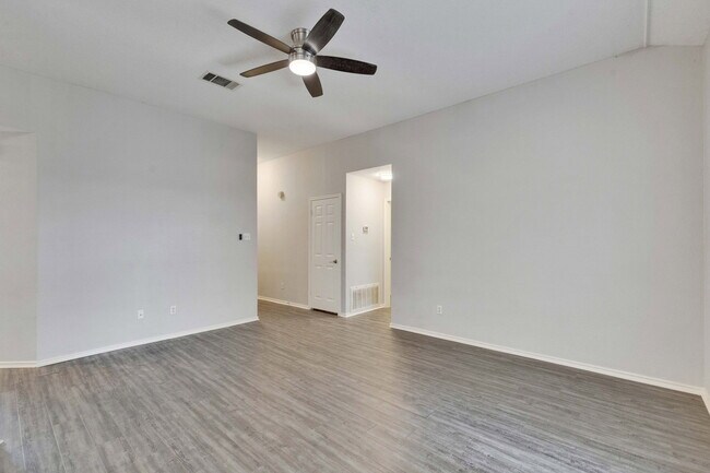 Building Photo - 1403 Gulf Way