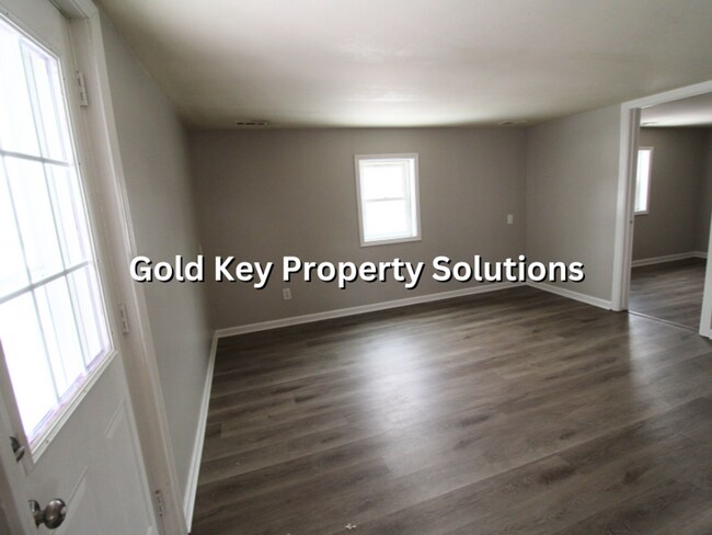 Building Photo - MOVE IN SPECIAL!! HALF OFF 1st MONTH'S RENT!! Updated 2 Bed 1 Bath Home for Rent (Section 8 Appro...
