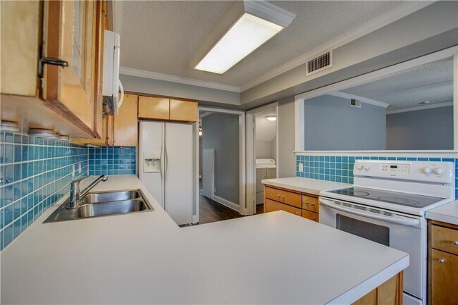 Building Photo - 1839 Coronado Hills Dr