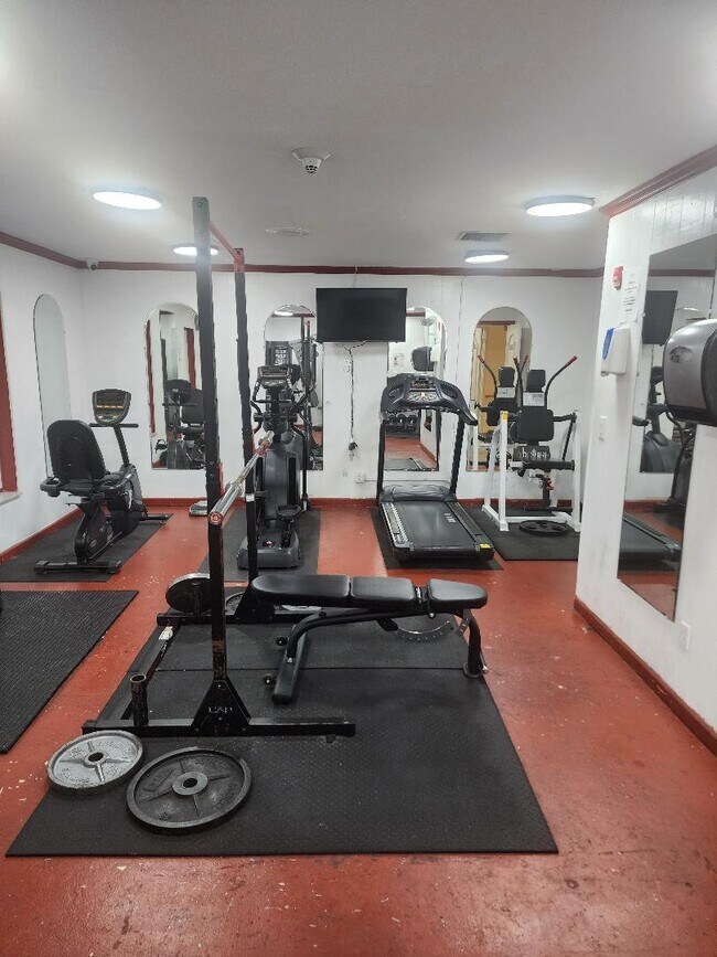 Building Photo - 4141 NW 44th Ave