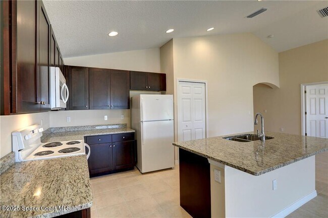 Building Photo - 8415 99th Ct