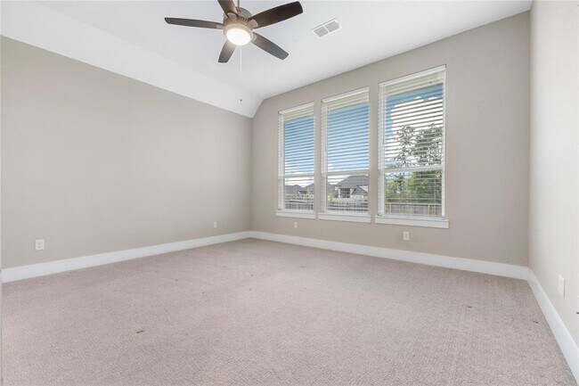 Building Photo - 24815 Pavonia Lake Ln