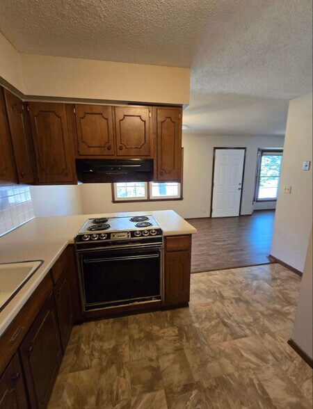 Building Photo - 4419 Sterling Ave