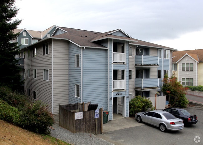 Building Photo - New Century Village