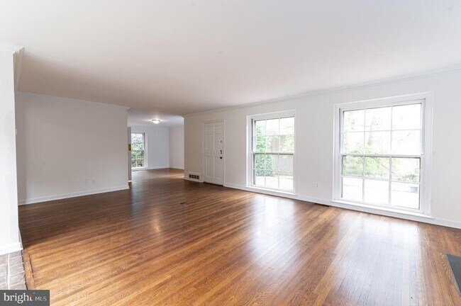 Building Photo - 50 Wistar Rd