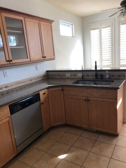 Building Photo - 2892 W Turin Ct