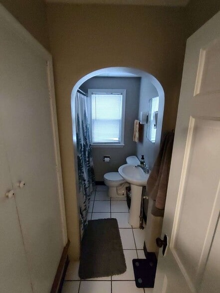 Spacious Bathroom - 1330 Doten Ave